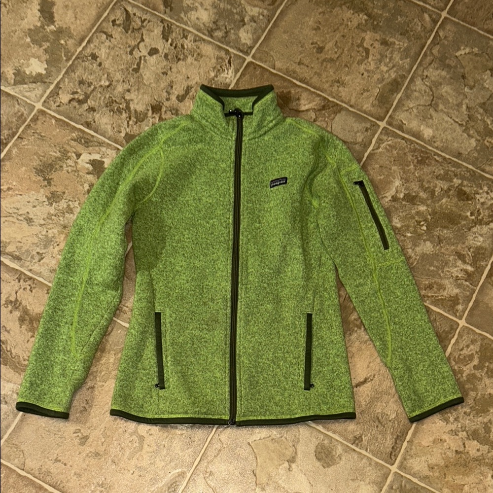NWOT Patagonia Olive Knit Sweater